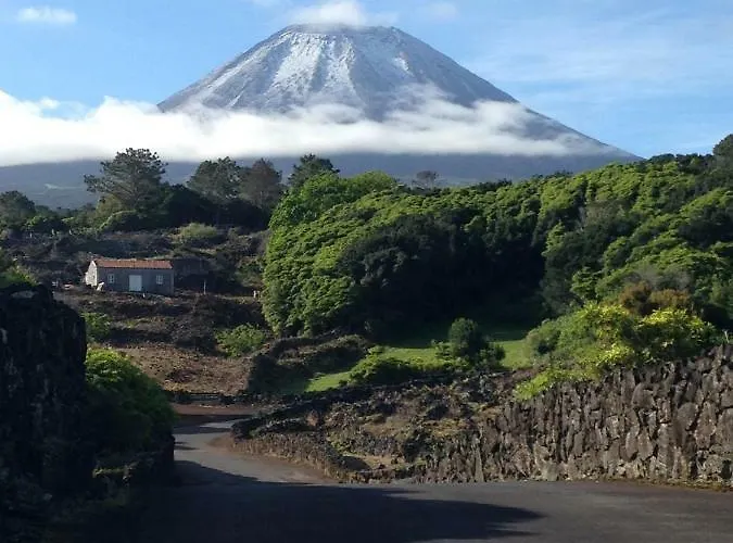 Casa Da Lava São Roque do Pico